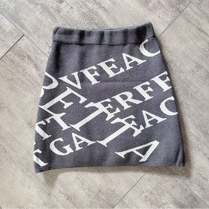 M stretchy knit flare winter skirt edgy letters typography bodycon gray white
